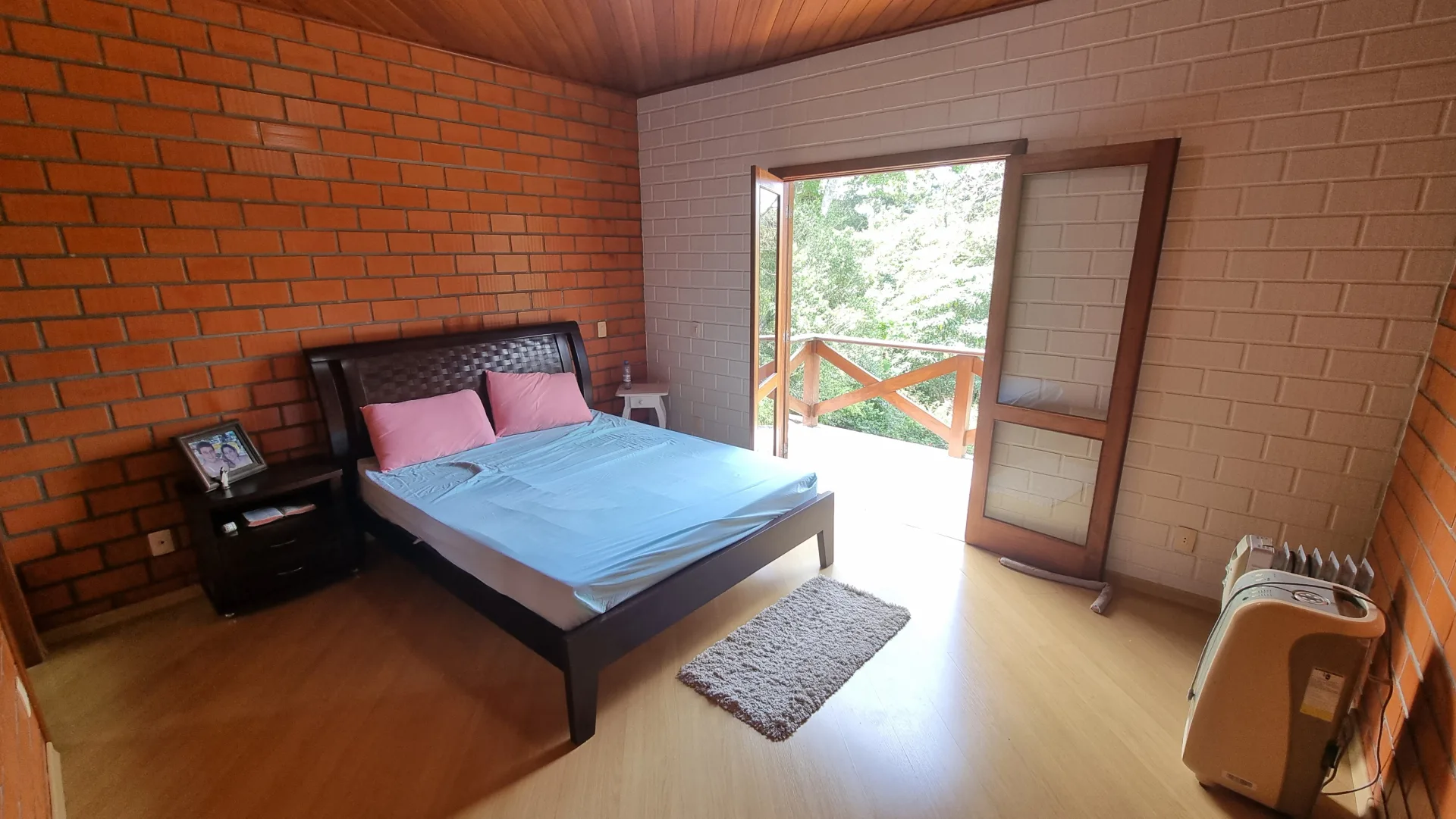 Chácara Alto Padrão com Lago em Mairinque – 5.500 m², Casa com 4 Dorms (2 Suítes)